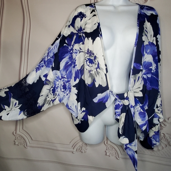 7th Avenue Design Studio Front Tie Top Size XL - Picture 2 of 4